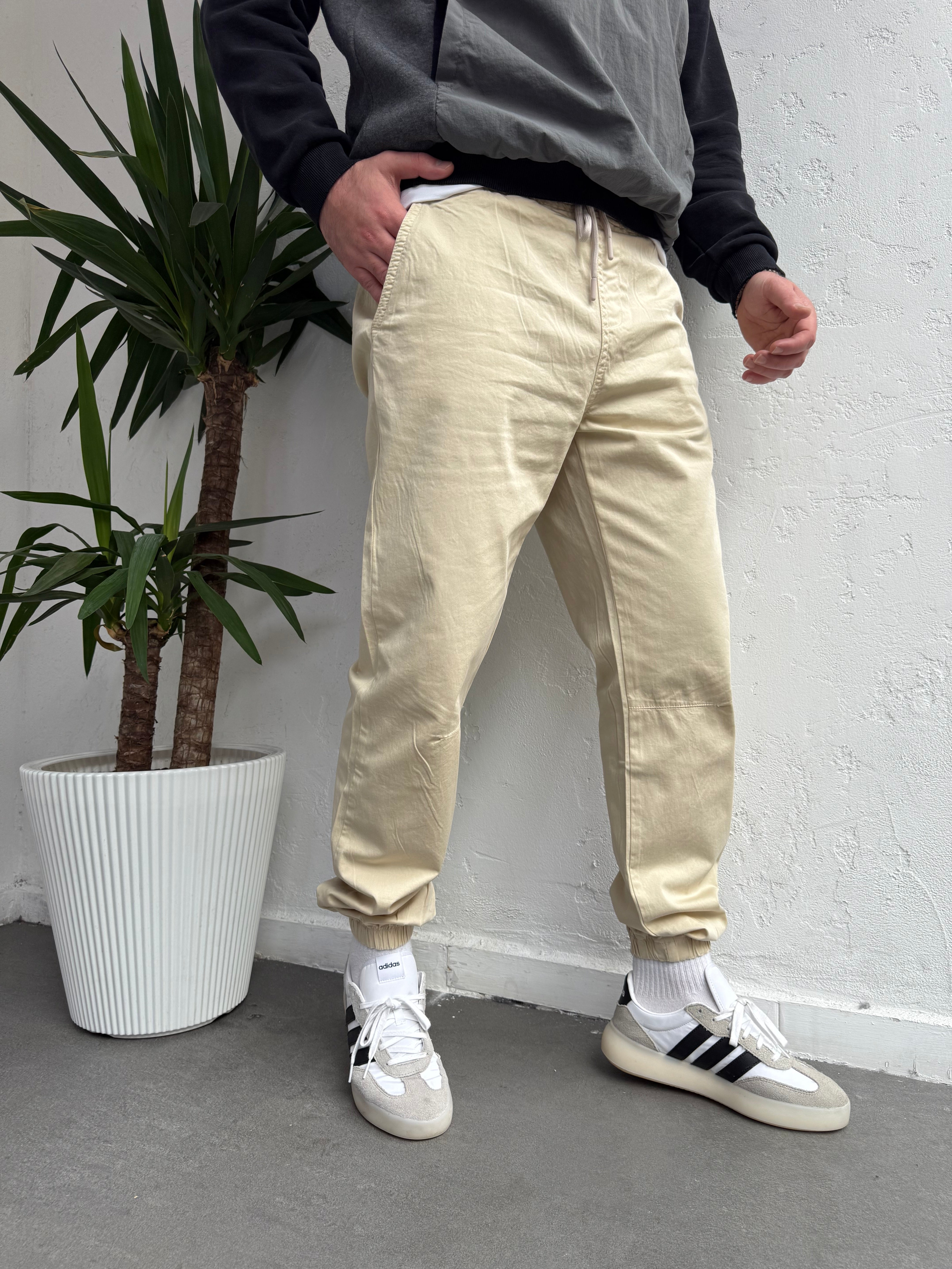 Lastik Paça Gabardin Pantolon