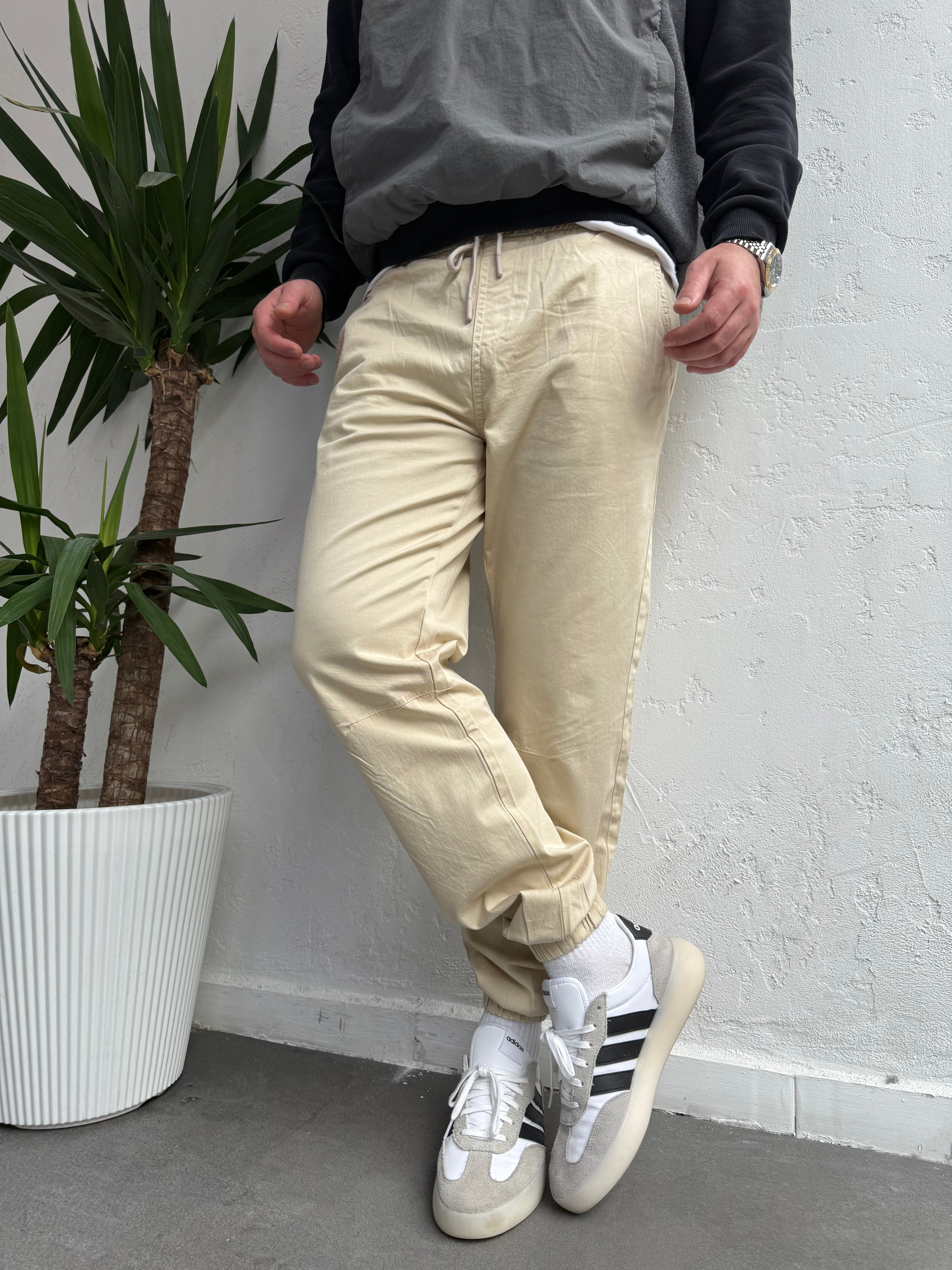 Lastik Paça Gabardin Pantolon