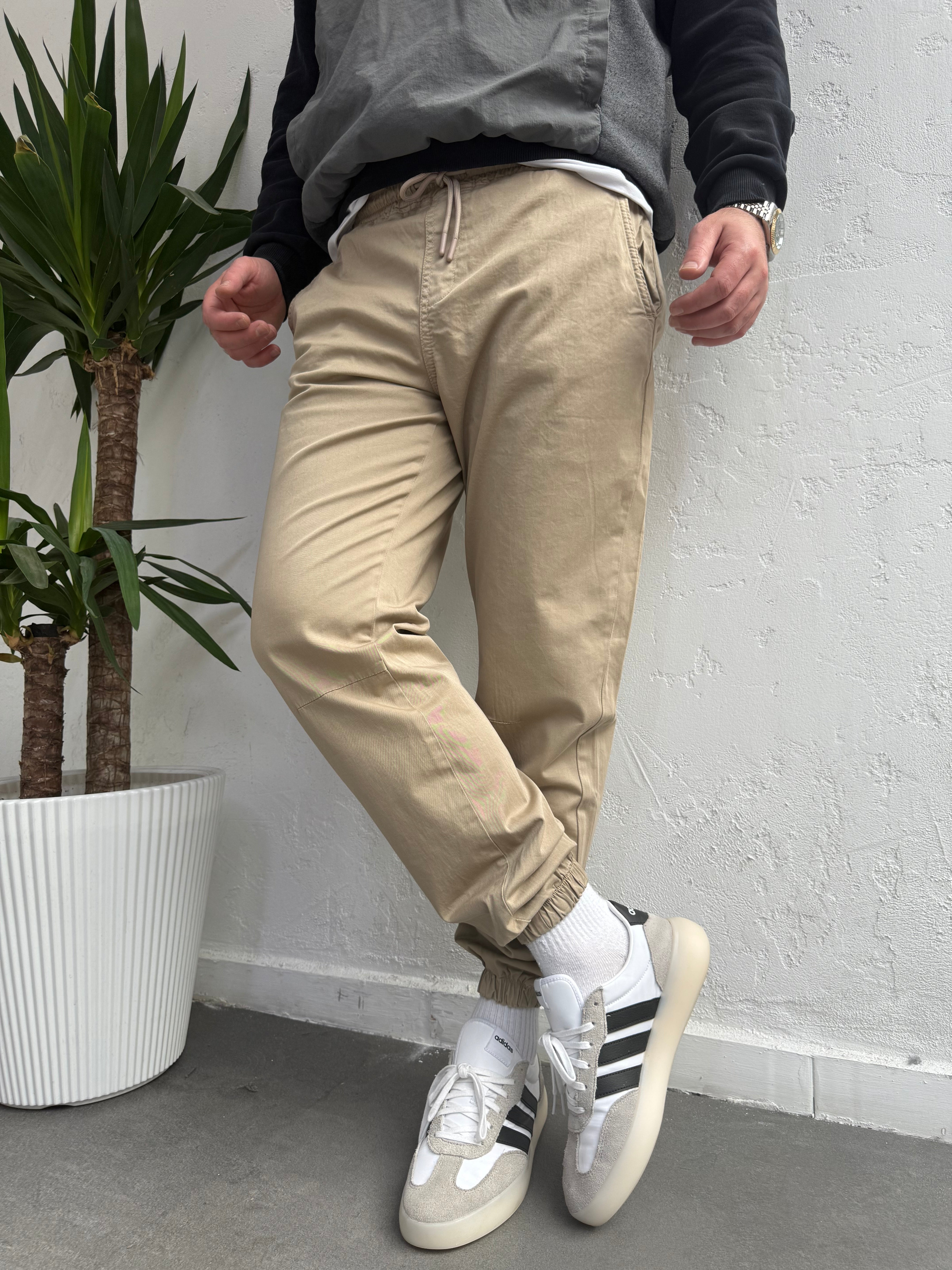 Lastik Paça Gabardin Pantolon