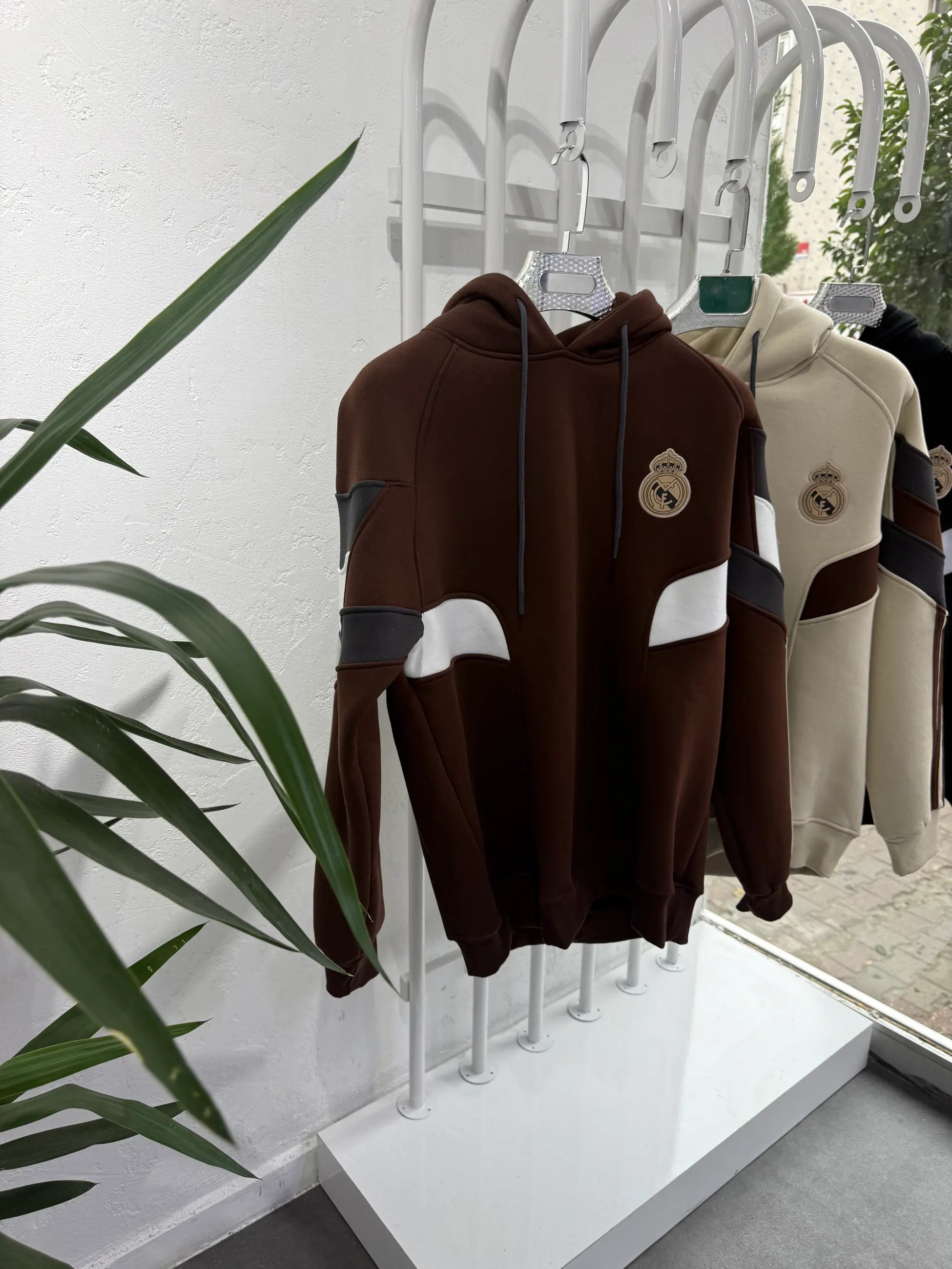Real Madrid Kapuşonlu Polar Kahverengi