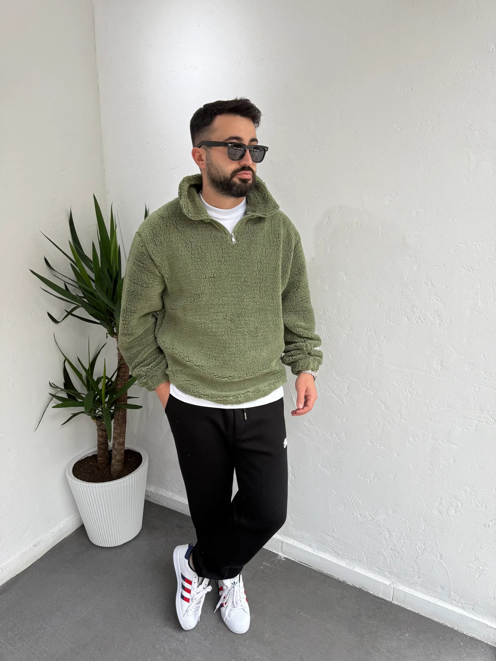 Fermuarlı Peluş Sweatshirt