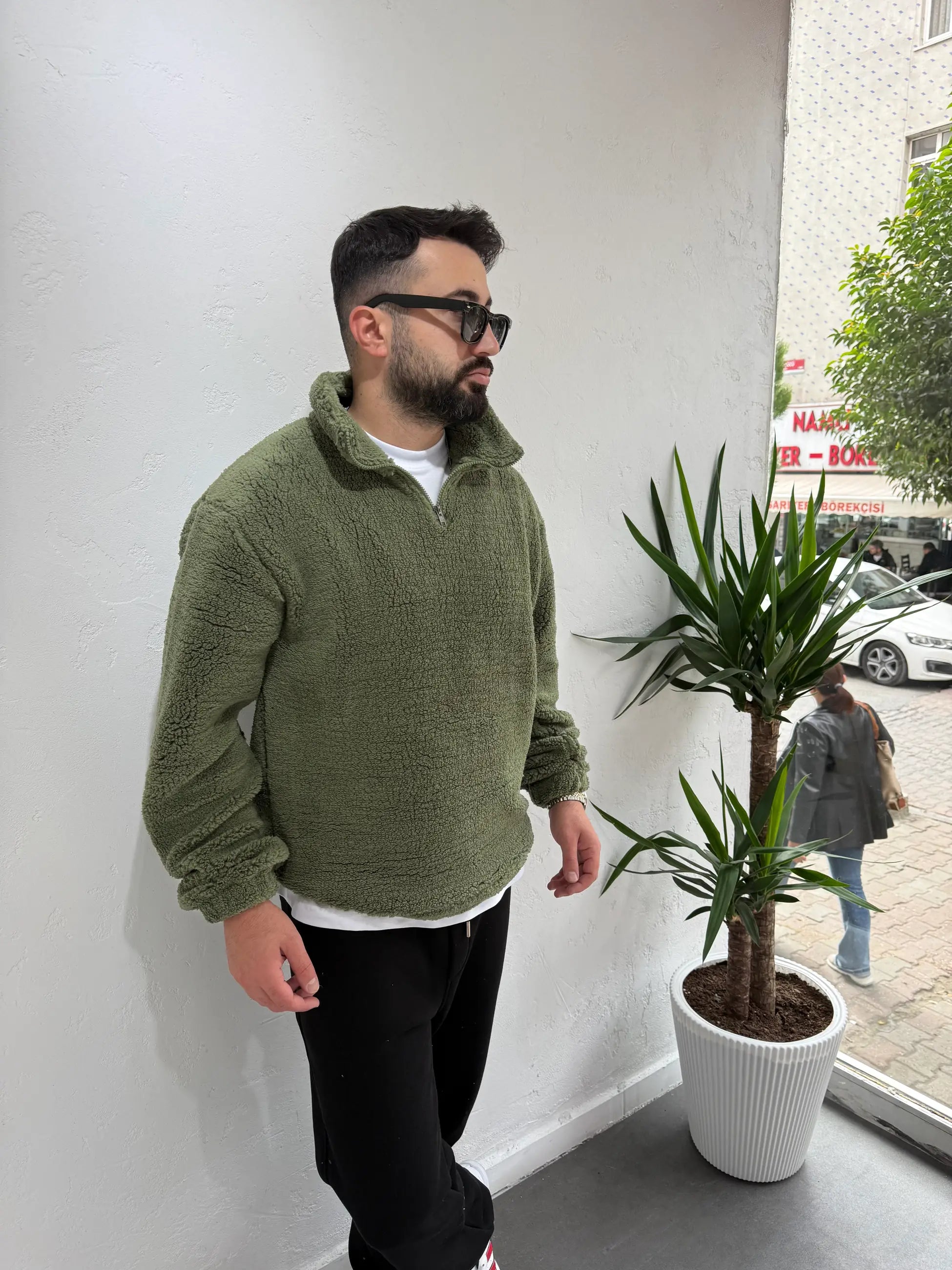 Fermuarlı Peluş Sweatshirt